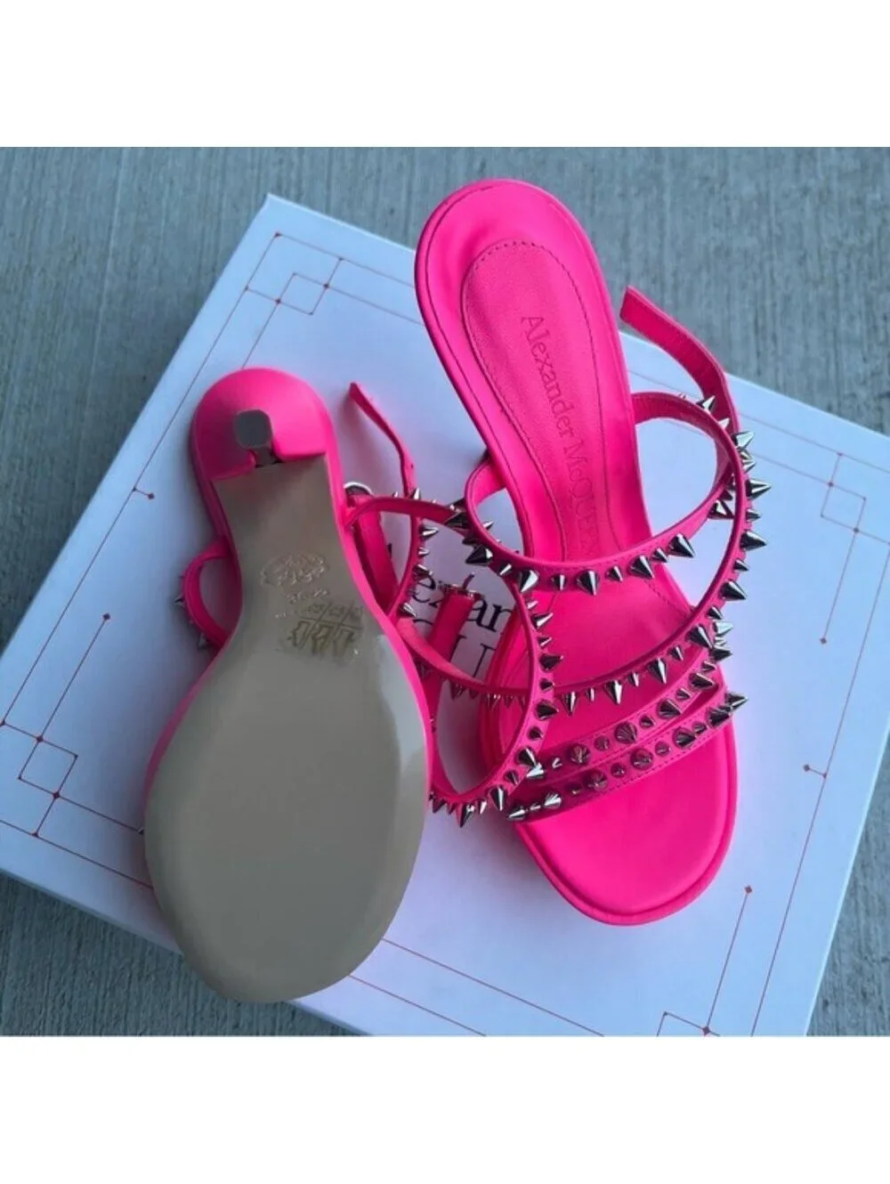 Alexander McQueen Platform Studded Strappy Sandals Metallic Pink EU 36 NWT $950